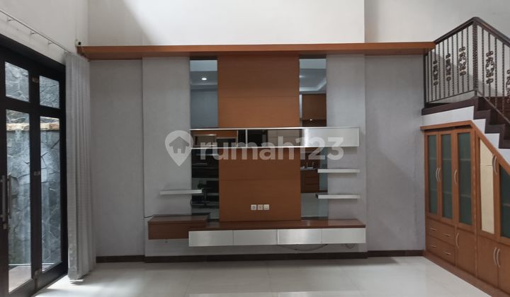 Well-Maintained Batununggal Cluster House Ready to Occupy