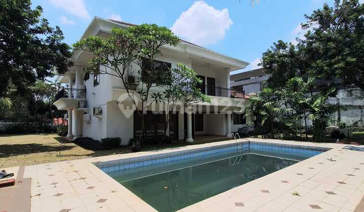 A WELL-MAINTAINED HOUSE IN THE EXCLUSIVE KEMANG AREA