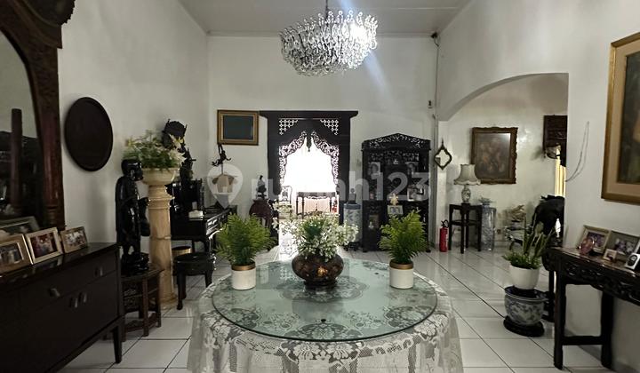 Dijual Rumah Hitung Tanah Kemang Jakarta Selatan 