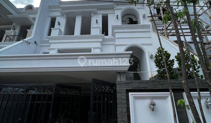 Di jual Rumah Baru Kompleks Cilandak  1