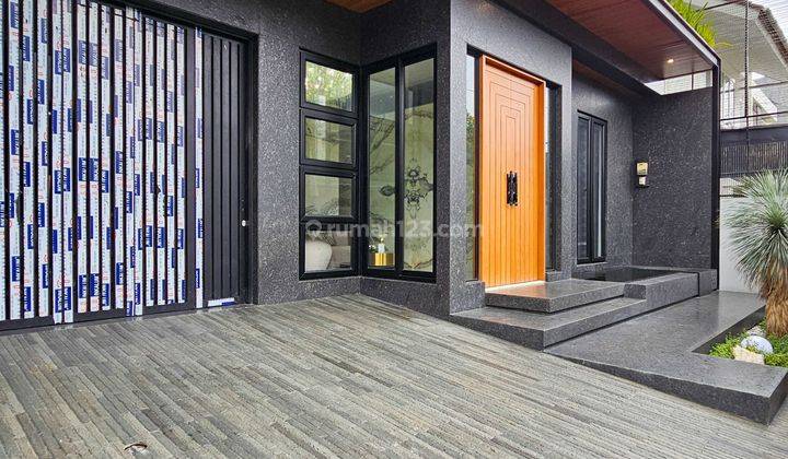 DI JUAL RUMAH MODERN DISAIGN PONDOK INDAH  1