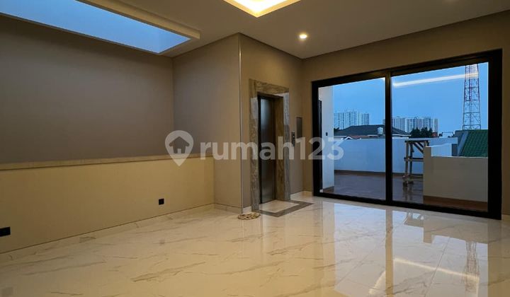 BRAND NEW - BEAUTIFUL HOUSE IN LEBAR BULUS COMPLEX - SOUTH JAKARTA 2