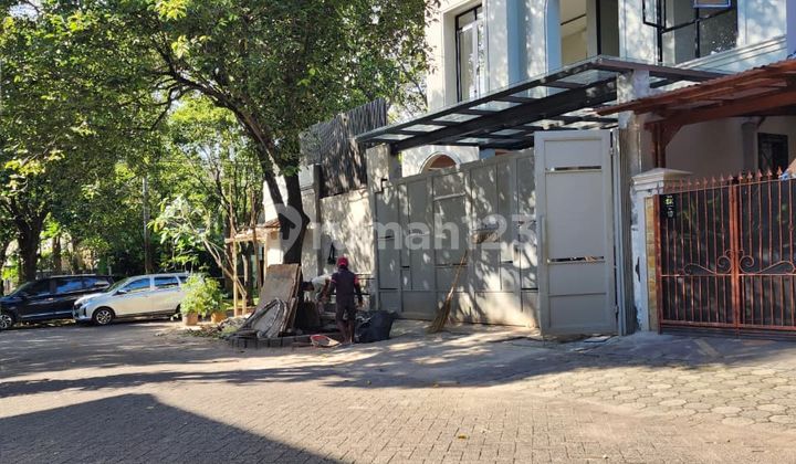 RUMAH PONDOK INDAH BRAND NEW-MODERN CLASSIC DEKAT LEBAK BULUS DAN FATMAWATI