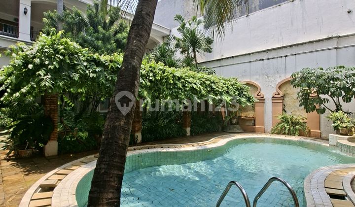 For Sale Well-Maintained House in Pondok Indah