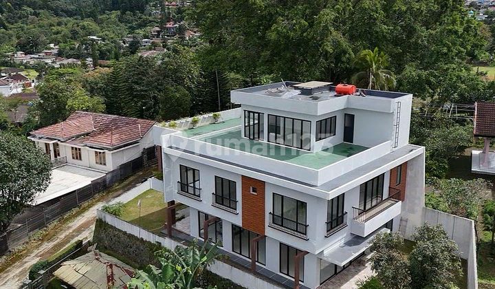 Villa Mewah Akses Mudah di Puncak Villa Mewah Akses Mudah di Puncak