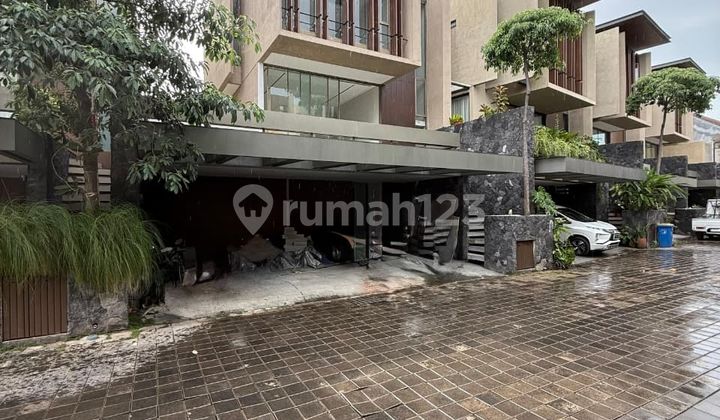 BRAND NEW TOWNHOUSE KEMANG