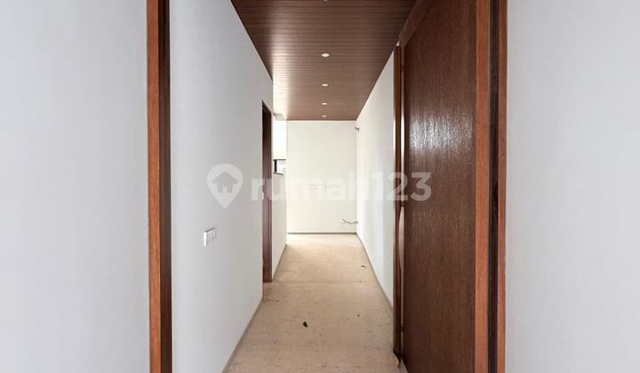 [For Sale] Brand New Modern House in an Exclusive Kebayoran Complex 2