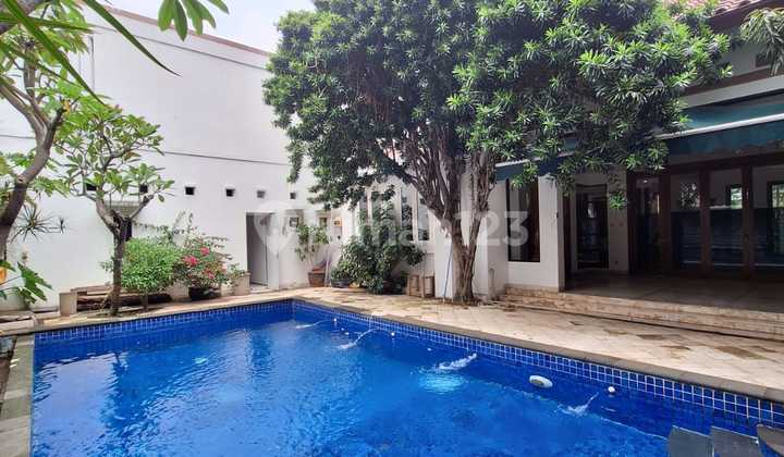 RUMAH KOKOH DAN TERAWAT DI CIPET