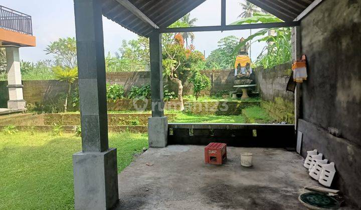 House With Big Land 10