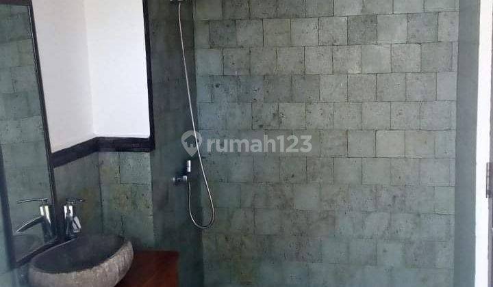 House For Rent Located Central Of Lovina 10