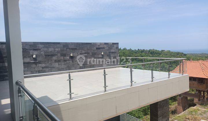 House with beautiful ocean and hill view  14