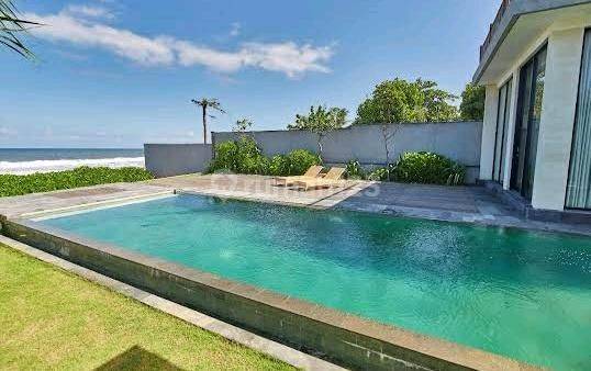 Villa Beach Front For Sale Bali 1