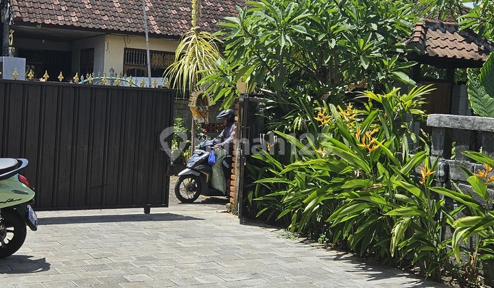 Wooden house with a rural concept suitable for a residence.