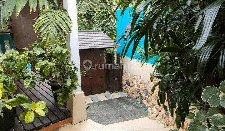 Rumah 2 Lantai Pet Friendly 1