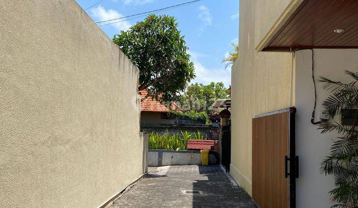 Leasehold 25 Tahun 3 Bedrooms Villa Lokasi Strategis di Batur Sari  2