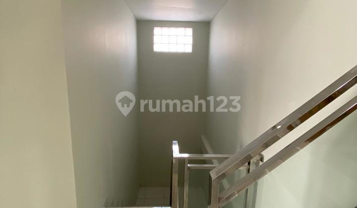 Cheap Office for Rent in Kebayoran Baru Cheap Office for Rent in Kebayoran Baru