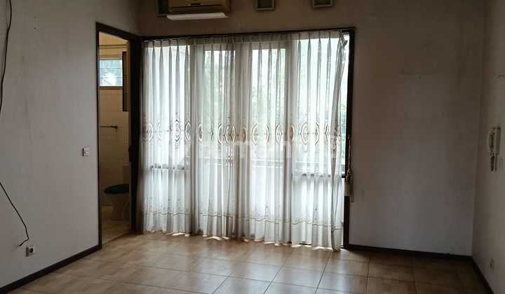 Dijual Rumah Nyaman Siap Huni Minimalis Lokasi Strategis di Setra Duta Bandung 2