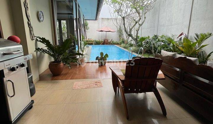 Rumah Lux American Style Gegerkalong Permai Kolam Renang 2