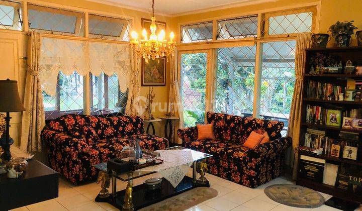  Rumah Sejuk Asri Dengan View Keren di Awiligar Bandung 1