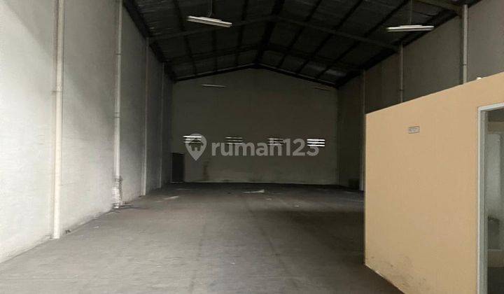 Gudang Luas Strategis Lingkungan Nyaman Siap Pakai di Kopo Bizpark Bandung 2