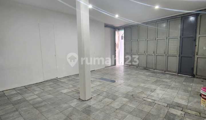 Disewakan Ruko 2 Lantai Siap Pakai Nyaman Terawat Lokasi Strategis di Mainroad Cikawao Bandung Disewakan Ruko 2 Lantai Siap Pakai Nyaman Terawat Lokasi Strategis di Mainroad Cikawao Bandung