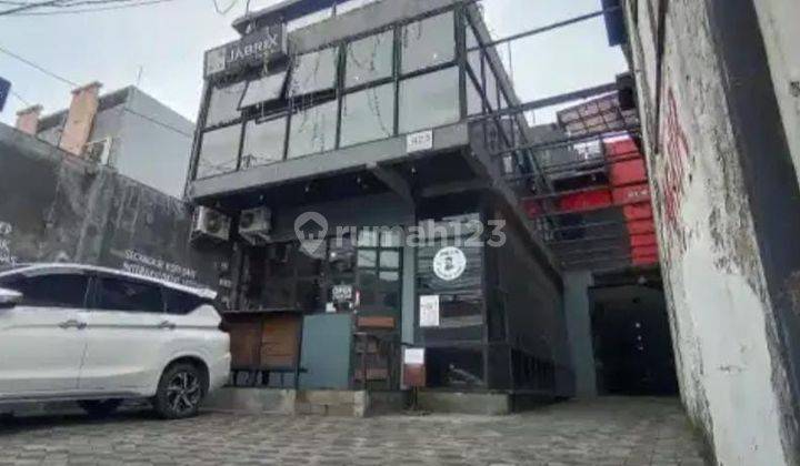 Kostan Aktif 2 Lantai Lokasi Ramai Strategis Siap Huni di Gatot Subroto Bandung 1