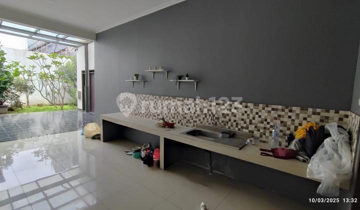 For Sale Semi-Furnished House Ready to Live in Minimalist Strategic Location in Mekar Wangi Bandung 2