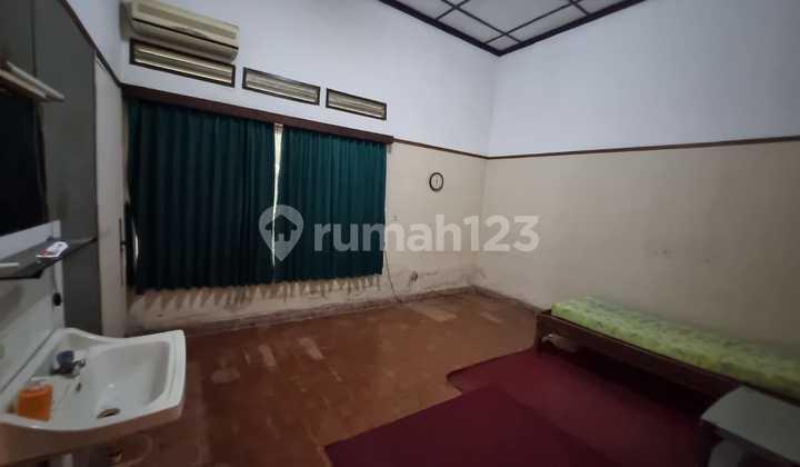 Dijual Rumah Klasik Bangunan Kolonial Belanda Hoek Lokasi di Daerah Dago Bandung 2