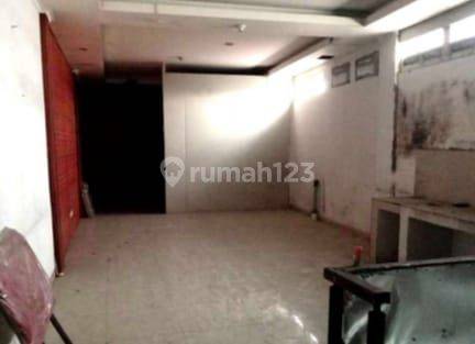 Di Jual Ruko Terawat Siap Pakai Lokasi di Moh Toha 1