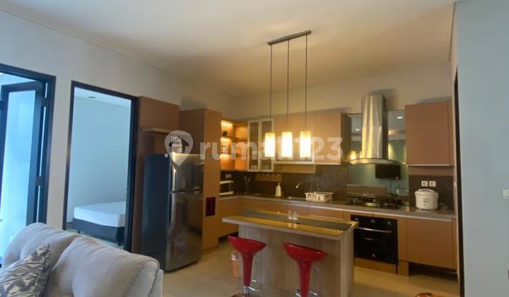 LARGE 3-STORY LUXURY HOUSE READY TO OCCUPY WELL-MAINTAINED COMFORTABLE LOCATION IN SETRA DUTA BANDUNG 2