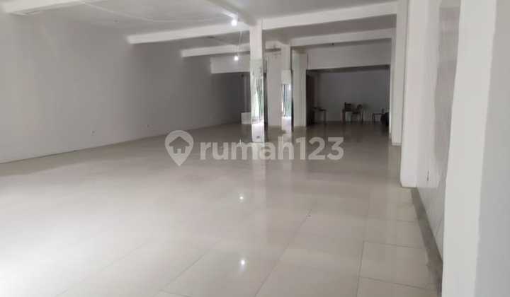 For Sale, 2-Story Commercial Space Ready to Use, Suitable for Business, Located on Main Road Jalan Gatot Subroto Bandung.