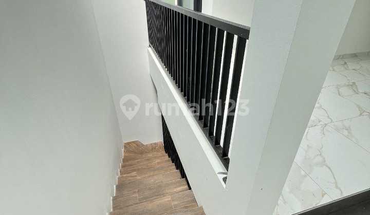 Rumah Nyaman Siap Huni Lokasi Strategis di Cigadung Bandung 2