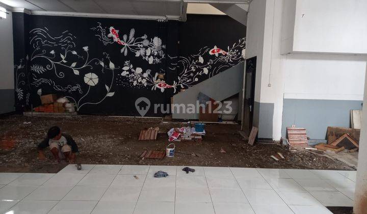 Ruang Usaha 1 Lantai Tengah Kota Ramai Strategis Siap Pakai di Lengkong Bandung 1