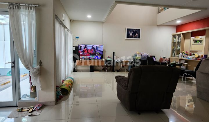 READY-TO-OCCUPY FURNISHED COMFORTABLE MINIMALIST HOUSE IN STRATEGIC LOCATION AT MUSTIKA HEGAR REGENCY BANDUNG 2