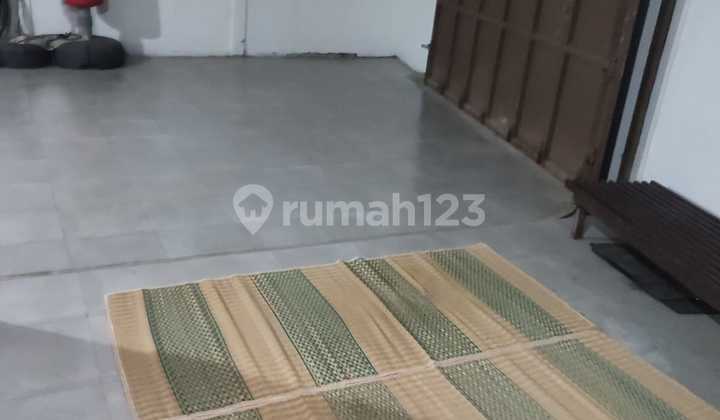 Rumah Nyaman Terawat Siap Huni Minimalis Lokasi di Cisaranten Arcamanik Bandung 2