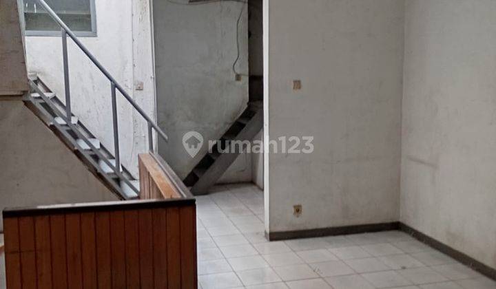 Ruko Strategis 2 Lantai Lokasi Ramai Siap Pakai di Cikawao Bandung 2