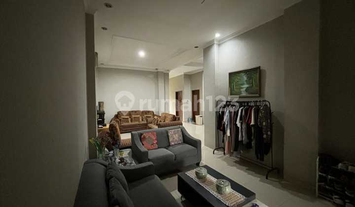 Rumah Siap Huni Nyaman dan Aman Lokasi Strategis Dekat dengan Universitas Parahyangan Unpar di Ciumbuleuit Bandung 2