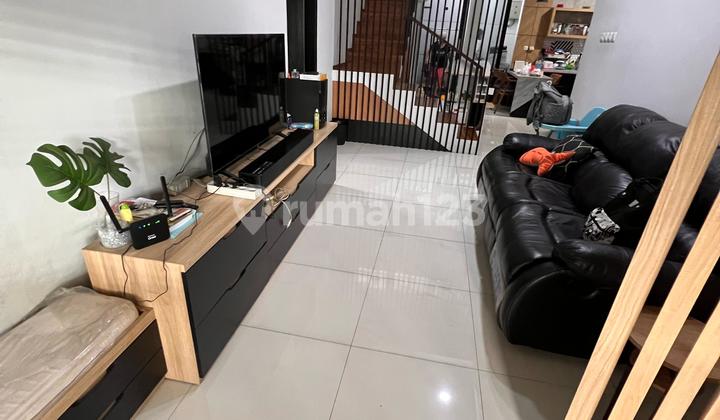 Rumah Minimalis 2 Lantai Full Furnished Siap Huni di Taman Holis Indah 1 Bandung 1