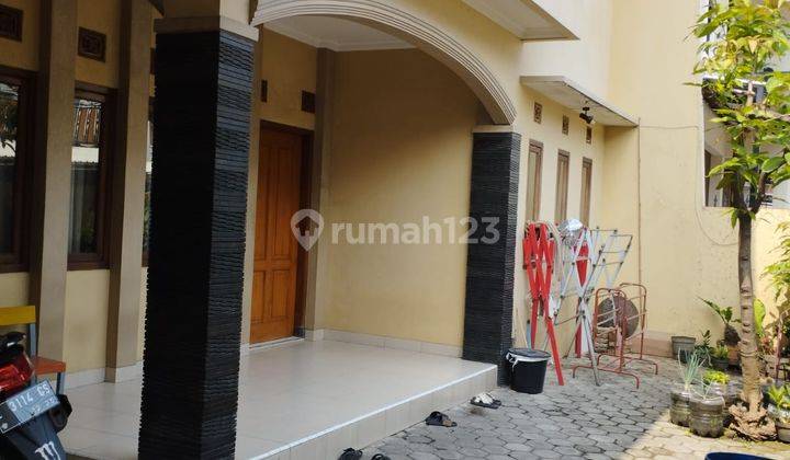 Rumah Kost 2 Lantai Lokasi Ramai Strategis Siap Huni di Sayap Bkr Bandung 1