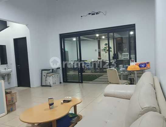 Rumah Bagus Minimalis Nyaman dan Asri Lokasi Strategis di Kota Baru Parahyangan Bandung