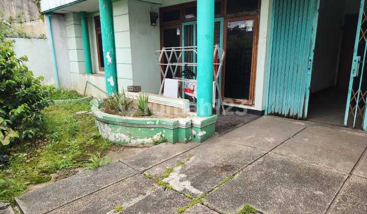 Dijual Rumah Nyaman Siap Huni Lokasi Strategis di Taman Kopo Indah 1 Bandung