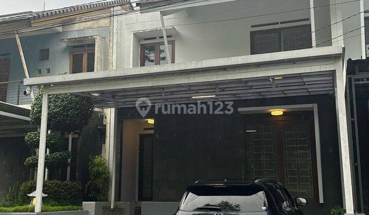 Rumah Bagus Nyaman 2 Lantai Lingkungan Sejuk Siap Huni di Pondok Hijau Bandung 1