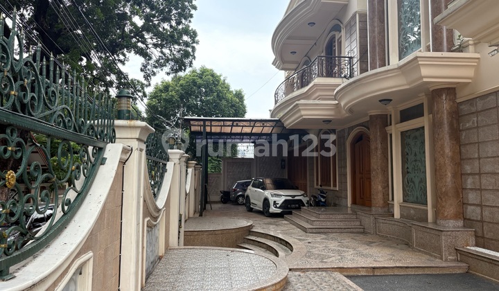 Rumah@mewah@di@cempaka Putih