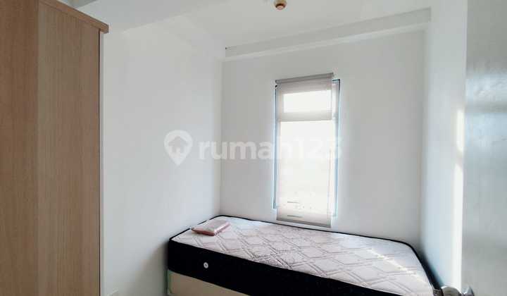 Green Bay 2Br Tower E 42M² Semi Furnish (Kasur, Sofa, Kulkas)! 2