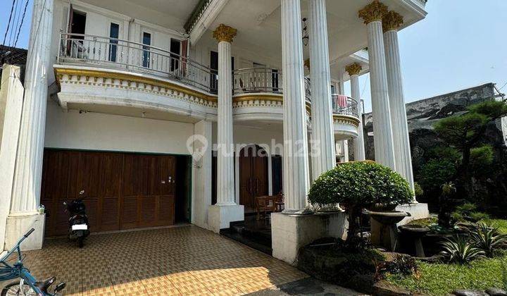 Rumah Mewah Ada Kolam Renang Pribadi Lokasi Strategis di Grand Mutiara Jatiranggon Jatisampurna 2