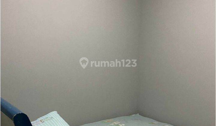 Rumah rapi 2 lantai siap huni di jual di jatikramat 2