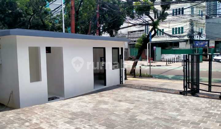 Business Space Building in the Menteng Area, Central Jakarta