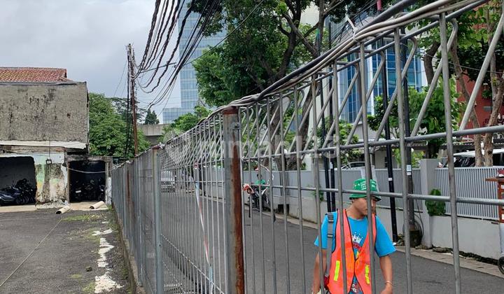 Strategic Land by the Side of Lebak Bulus Main Road