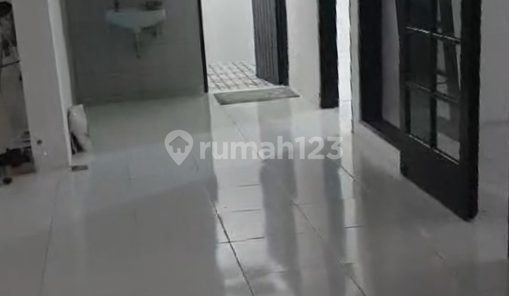 Rumah Asri Bebas Banjir Lingkungan Tenang dan Aman 2