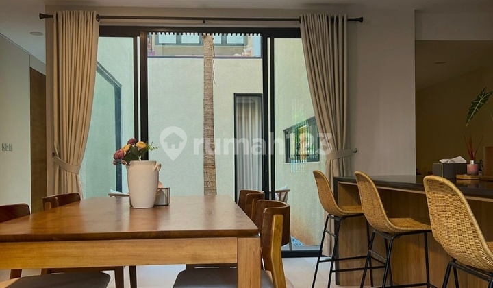 Luxury Good House Ready to Live In Flood-Free Safe and Comfortable Environment 2